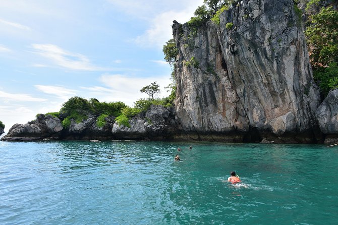 4 Island Speed Boat Adventure from Krabi - Stop 2: Thale Waek sandbar walk (Tup–Mor–Chicken connection)