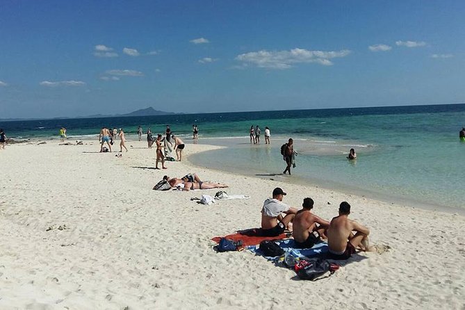 4 Islands One Day Tour From Krabi - Railay Beach (1 hour): the famous shoreline break