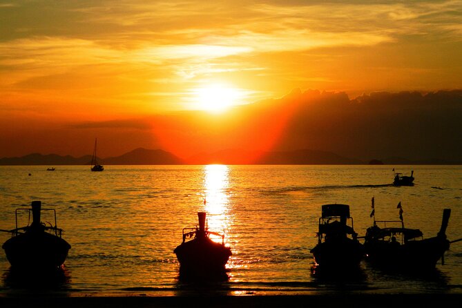 7 Islands Sunset Tour with Buffet Dinner & Night Snorkeling - Why This 7 Islands Sunset Tour Works in Krabi