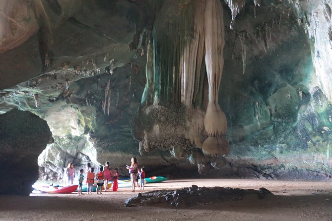 A full day exploring kayaking 3 islands (Talabeng sea cave) - Koh Talabeng Sea Cave: why this stop is the main event