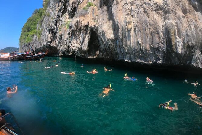 A full day Kradan + 4 island (By longtail Boat) - Koh Chueak or Koh Maa: your second reef chance