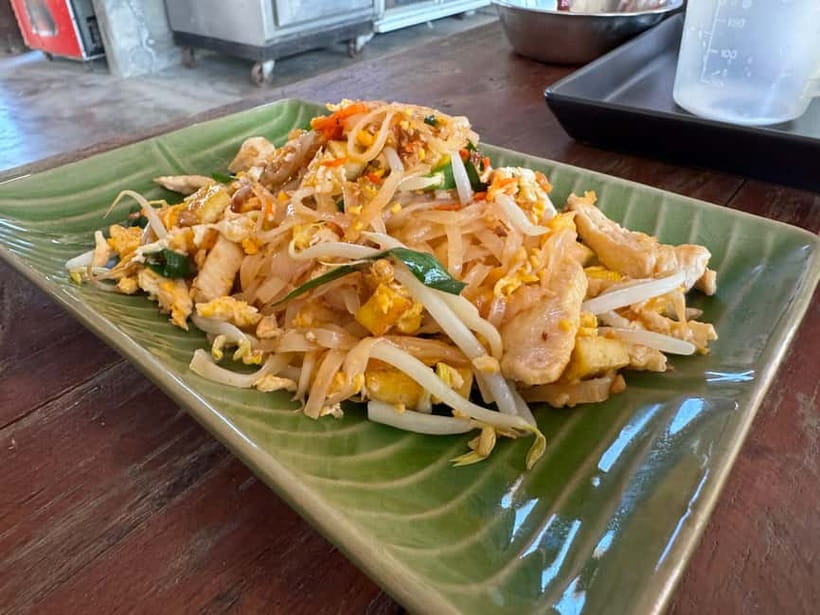 Ao Nang: Hands-on Learn to Cook 3 Popular Thai's street food - What you eat at the end: three dishes, one meal you made