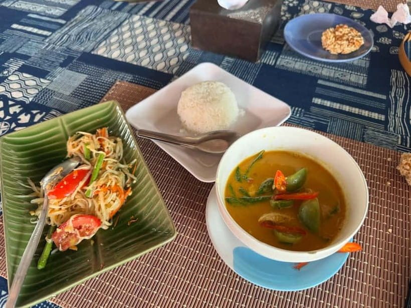 Ao Nang: Hands-on Learn to Cook 3 Popular Thai's street food - Getting started: meet your instructor and go straight to work