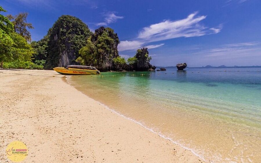 Ao Nang: Hong Islands Tour by Speedboat or Longtail Boat - Practical tips: pack like you’re going to get wet