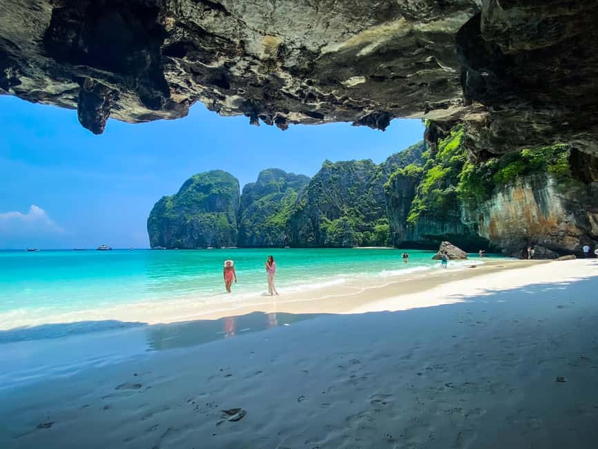 Ao Nang: Phi Phi Islands Speedboat or Catamaran Tour One day - Speedboat vs catamaran: the toilet and the park-fee detail that changes your choice