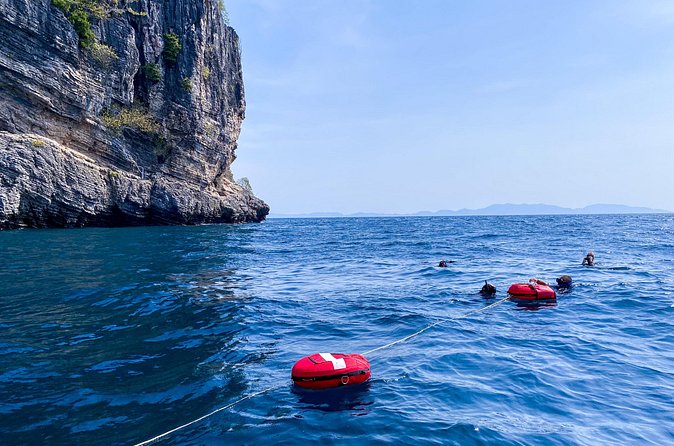 Discover Freediving in Koh Lanta, Thailand - The instructors and safety vibe: what the best reviews have in common