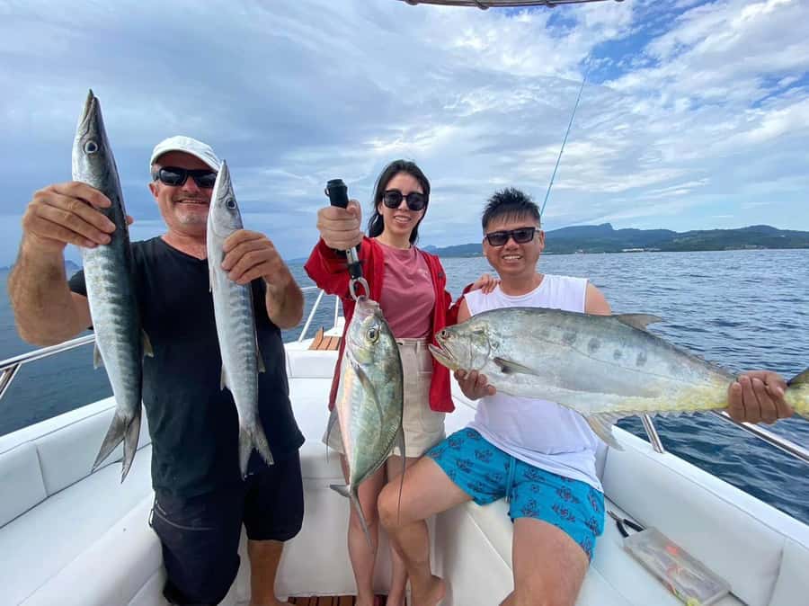 Fishing at Krabi : Full day - The Speedboat Transfer to Fishing Time (and What to Watch For)