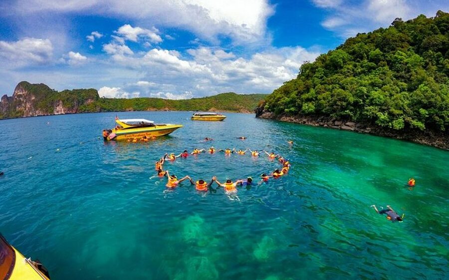 From Ao Nang: Phi Phi Islands Day Tour by Boat with Lunch - Viking Cave and Monkey Beach: fast stops with good scenery
