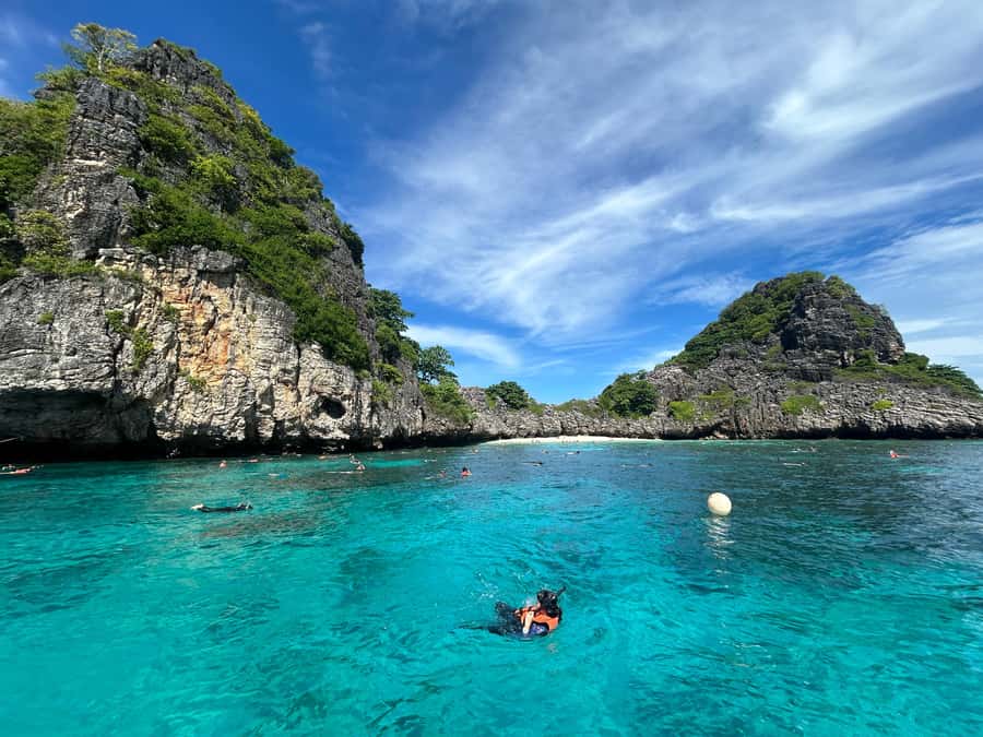 From Koh Lanta: Koh Rok and Koh Ha Day Tour-Queen of Andaman - Koh Haa (Five Islands): Photo Stop, One Hour of Water Time