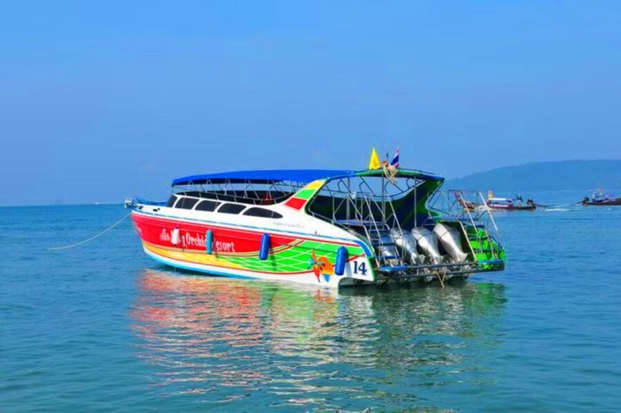 From Krabi: 4 Islands Snorkeling Tour by Speed Boat - Koh Poda Picnic Lunch: The Simple Meal That Makes the Day