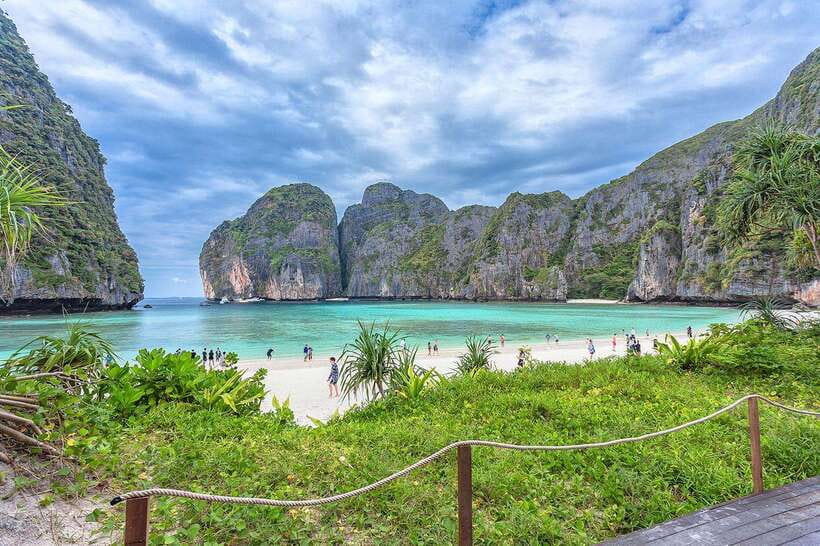 From Krabi: Maya Bay, Bamboo & Phi Phi Islands Day Tour - What the guide style means for your day: Jame and Coke energy