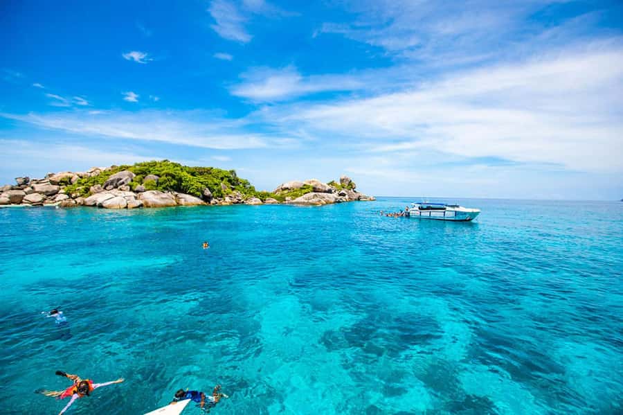 From Krabi: Similan Islands Snorkeling Trip by Speedboat - Food, drinks, and gear: what’s included and how it affects your comfort