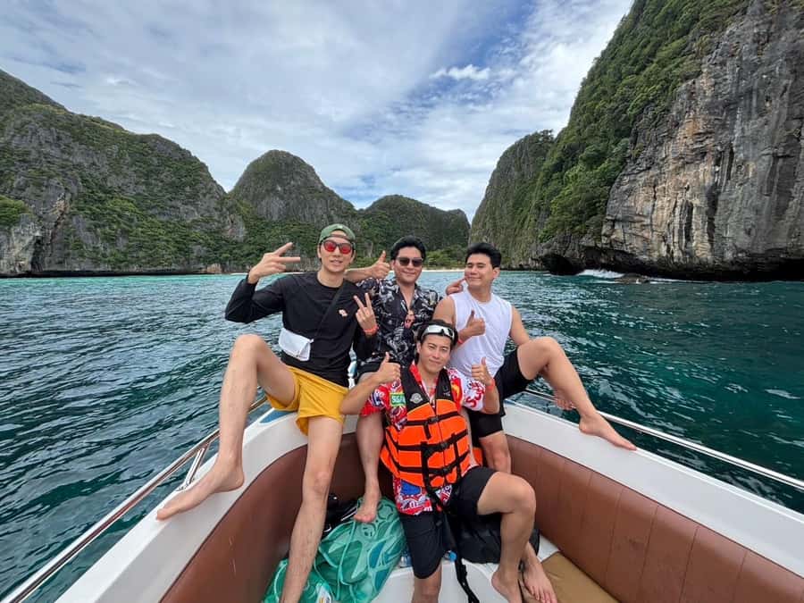 From Phi Phi : One Day Trip by speedboat with Lunch - Viking Cave: A Short Sightseeing Pass That Sets the Mood