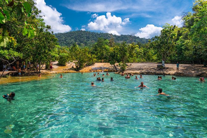 Full-Day Tour to Emerald Pool, Hot Springs & Tiger Cave Temple from Krabi - Lunch at 12:30pm: a lifesaver during a packed nature day