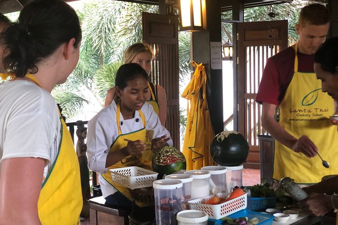 Half Day Lanta Thai Cookery School From Koh Lanta - Aon and Chien’s teaching style: spices, chopping skills, and confidence