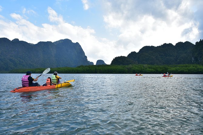 Half-Day Sea Kayaking Adventure in Ao Thalane Bay from Krabi - Stop 4: Tha Lane Bay and the payoff of staying out on the water