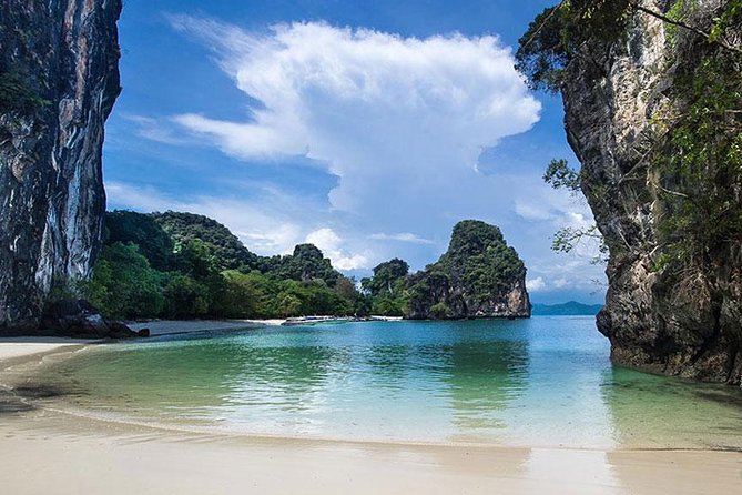 Hong Islands Day Tour and 360 Viewpoint by Longtail Boat From Krabi - Longtail boat to Hong Islands: the vibe you’re really buying