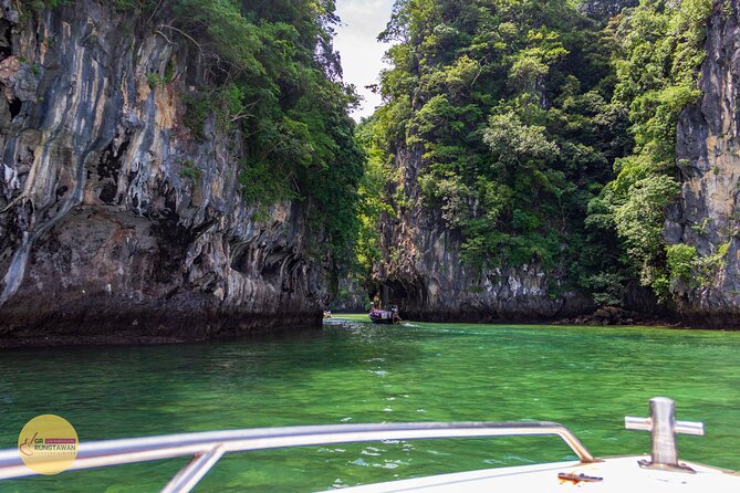 Hong Islands One Day Tour by Speed Boat from Ao Nang, Krabi - Ko Lao Lading: shade, cliffs, and a good photo window