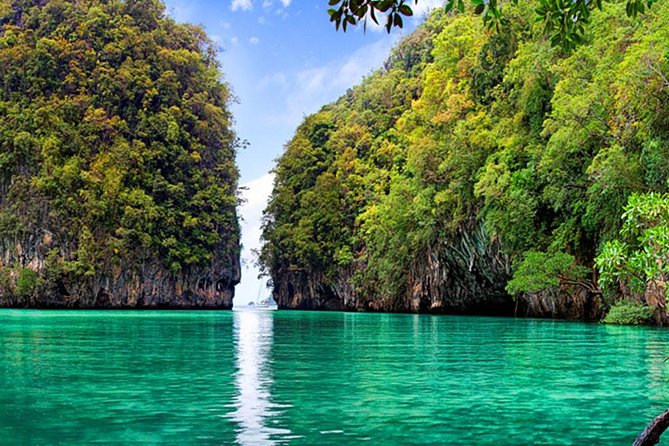 Hong Islands One Day Tour From Krabi - Getting to Nopparat Thara Pier and the 9:00 am start
