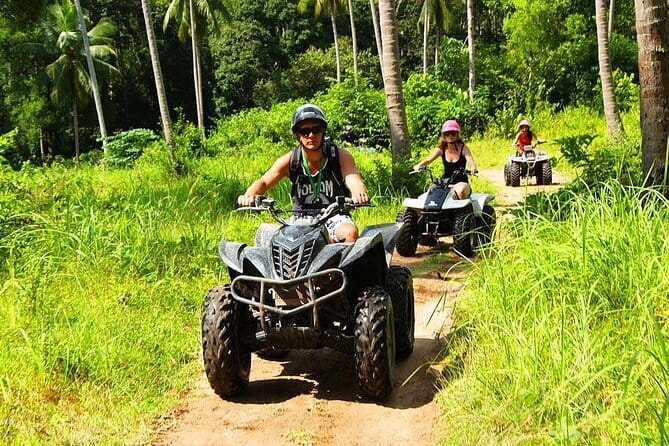 James Bond and Hong Island Canoeing by Speedboat from Krabi - Stop 5: Lot Cave Canoe and Emerald-Water Scenery