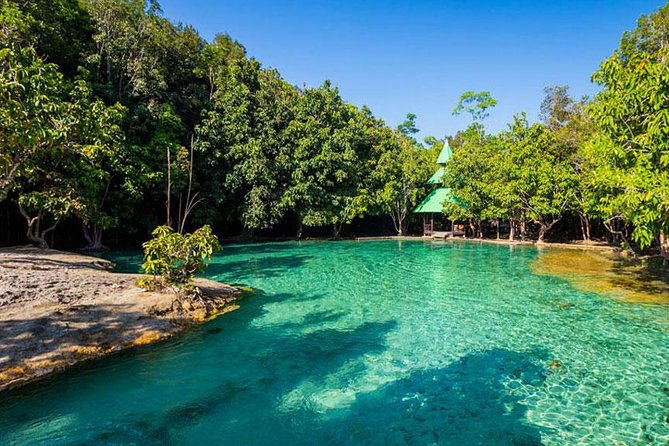 Jungle Tour to Emerald Pool, Krabi Hot Spring and Tiger Cave Temple - Emerald Pool (Sa Morakot): Beautiful Water, Real Crowd Energy