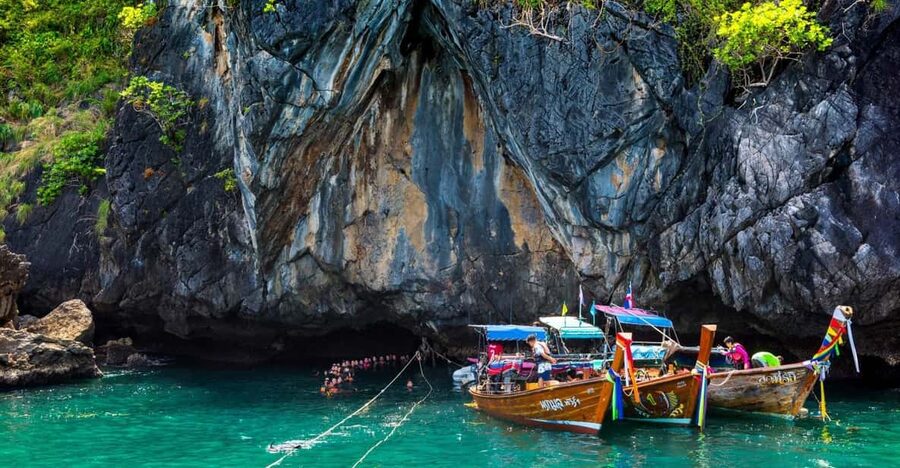 Ko Lanta: Emerald Cave and 4 Islands Tour by Longtail Boat - What to pack so the day stays fun