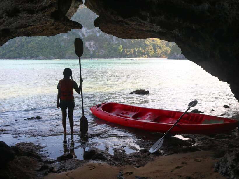Ko Lanta: Kayak and Long-Tail Boat Nature and Wildlife Tour - Long-tail boat time: when the ride is part of the experience