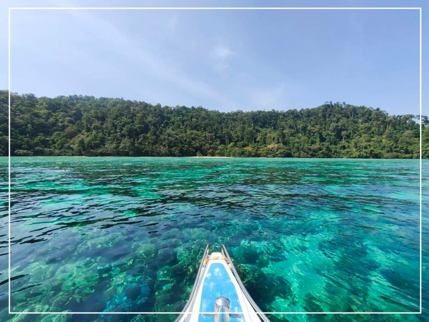 Ko Lanta: Koh Rok & Koh Haa Snorkelling Tour by Speedboat - The Speedboat Ride: Fast, Busy, and Sometimes Cramped
