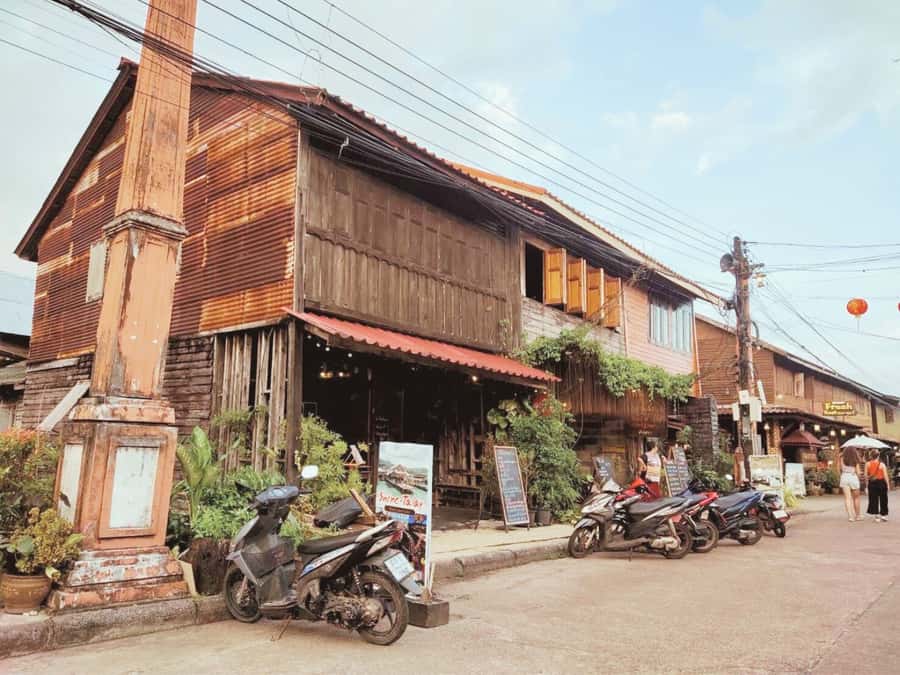 Ko Lanta: National Park, Old Town, and Mangrove Kayak Tour - Should You Book This Ko Lanta Old Town and Mangrove Kayak Day?