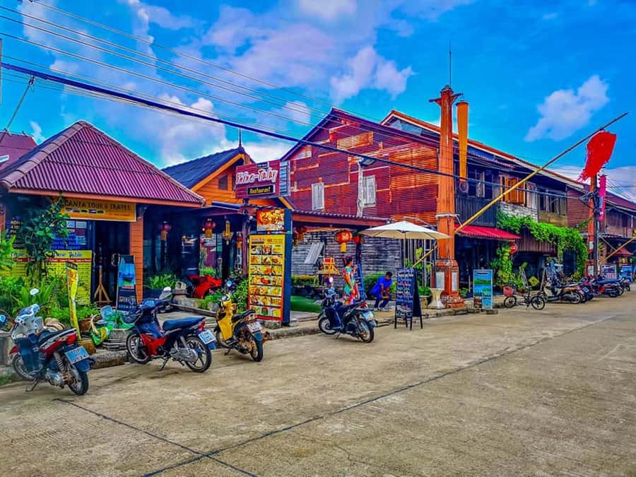 Ko Lanta: Old Town Sightseeing and National Park Tour - How This 6-Hour Ko Lanta Day Stays Interesting (Not Just Another Beach Trip)
