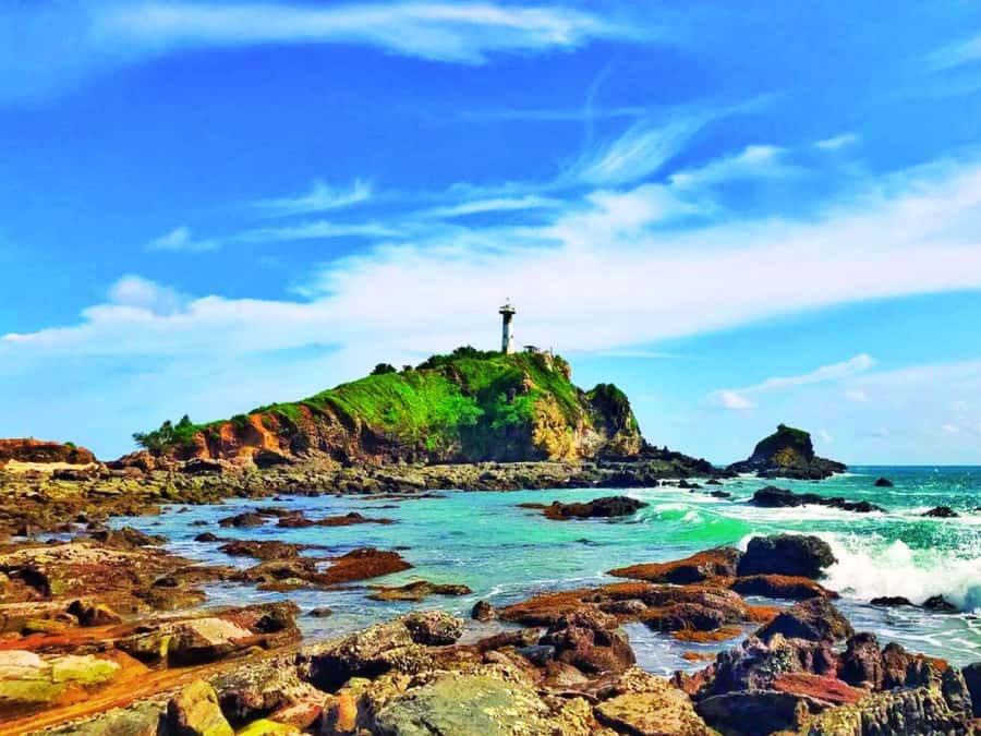 Ko Lanta: Old Town Sightseeing and National Park Tour - Lunch Break: Thai Set Meal, Soft Drinks, and Seasonal Fruits