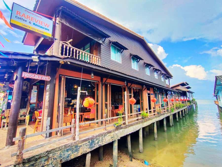 Ko Lanta: Old Town Sightseeing and National Park Tour - Ko Lanta Old Town: Wooden Shophouses and Local Street Life