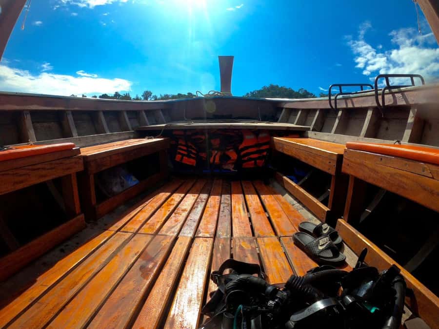 Ko Lanta: Private 4 Islands Tour by Longtail Boat - Koh Ngai beach time: lunch on white sand and no rushing