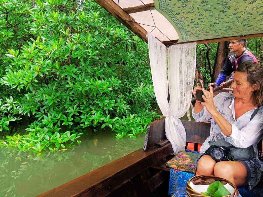 Ko Lanta: Private Gondola Cruise with Mangrove Forests - Private gondola on Ko Lanta: the calm factor that makes it worth it