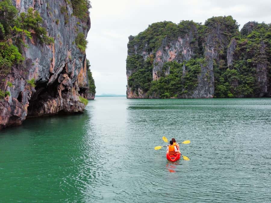 Ko Lanta: Private Mangrove & Sea Cave Kayaking Small Tour - Sea cave time: stalactites, stalagmites, and the best viewing angle