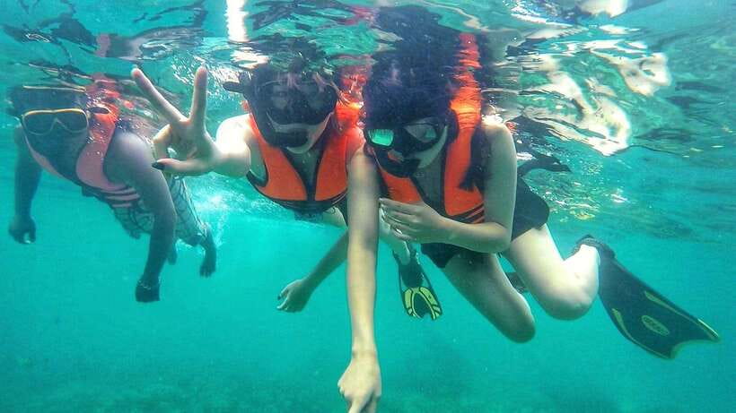 Ko Lanta: Unique 4-Island Long-Tail Snorkeling Tour w/ Lunch - Ko Chuak Snorkeling: Your First Reef Stop