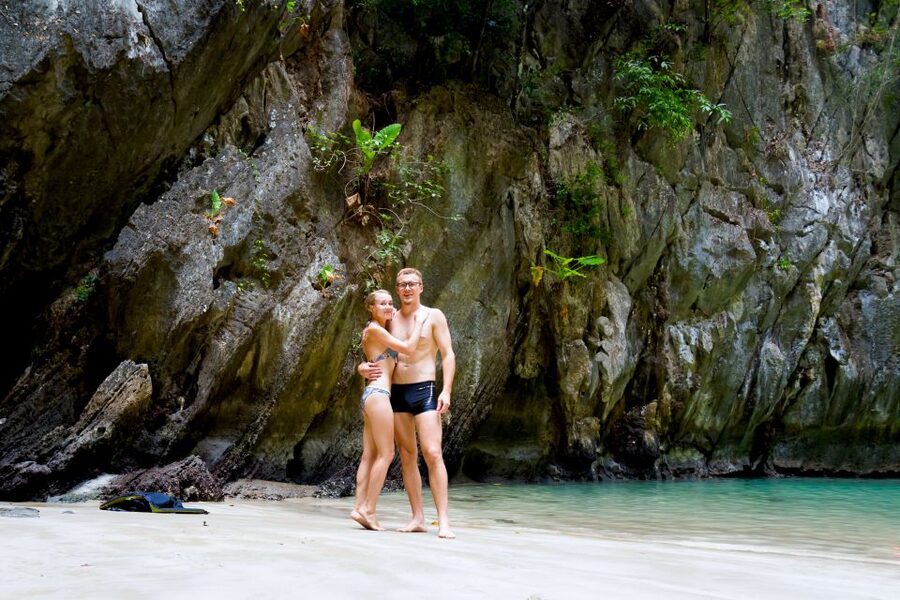 Koh Lanta: 4 Islands, Emerald Cave & Koh Kradan by Longtail - Ko Ma Snorkel or Koh Kradan White Sand: The Choice That Changes Your Day