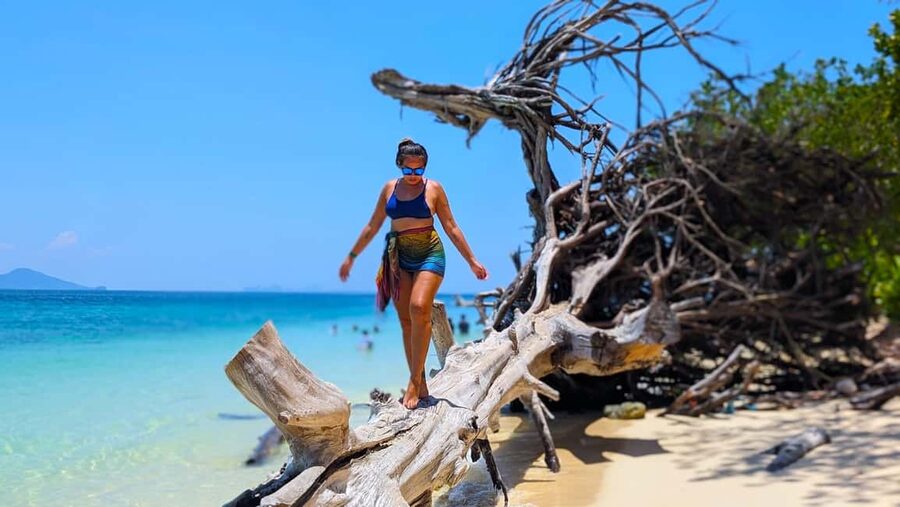 Koh Lanta: 4 Islands, Emerald Cave & Koh Kradan by Speedboat - Koh Ngai: Last Swim, Last Snorkel, and More Beach Time