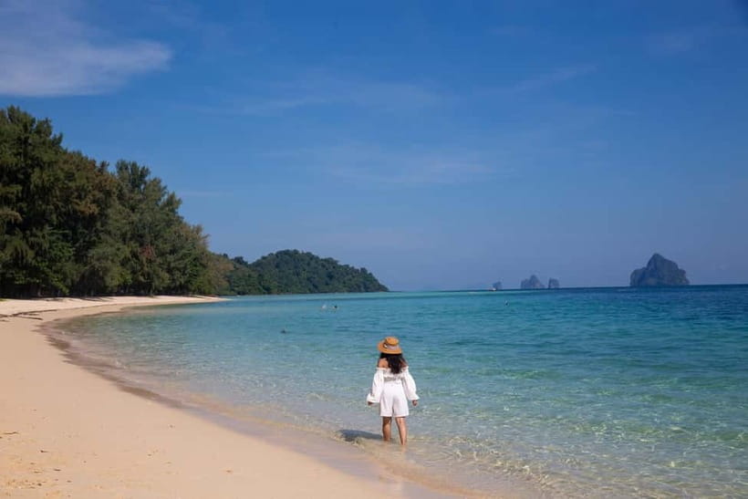 Koh Lanta: Ultimate Kradan Island Escape by Longtail Boat - Koh Ngai: The Secluded Jungle-Backed Finish