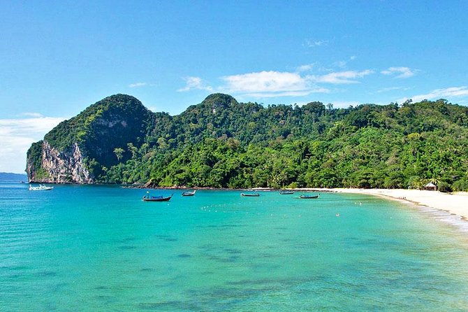 Koh Ngai, Koh Muk + Emerald Cave Snorkeling Tour by Classic Longtail Boat - Boat Size, Safety, and Comfort on a Longtail Day