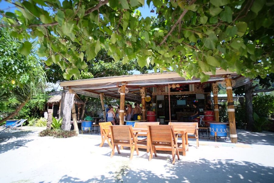 Koh Phi Phi: Captain Bob's Private Booze Cruise - Pileh Lagoon: The Swim Break and Paddle Board Time