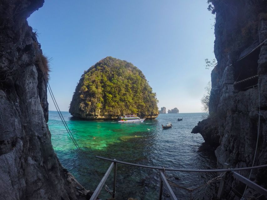 Koh Phi Phi: Captain Bob's Private Booze Cruise - Sunset Out in Open Water (and Why It Feels Special)