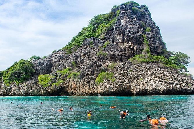 Koh Rok and Koh Haa Snorkeling Trip by Speedboat from Koh Lanta - Koh Lanta pickup and the “get there fast” rhythm