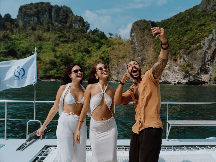 Krabi: 4 Island Premium Yacht with Snorkeling & Clear Kayak - Khao Khanab Nam and the limestone coastline view