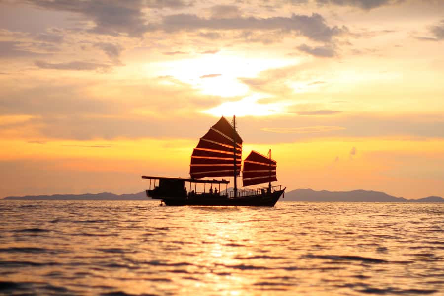 Krabi: 4-Island Sunset Snorkeling Tour & Bioluminescent Swim - Ko Ya Wa Sam: snorkeling plus paddle time