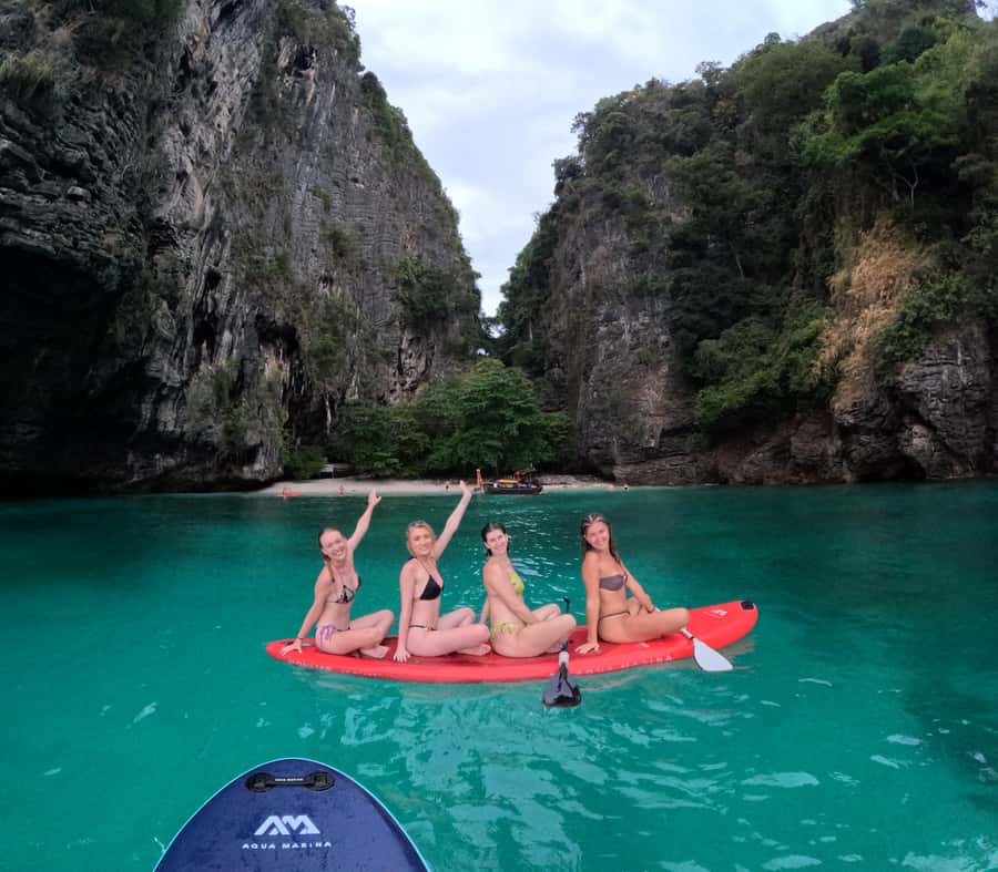 Krabi: 4-Island Sunset Snorkeling Tour & Bioluminescent Swim - Ko Poda and the sunset dinner moment