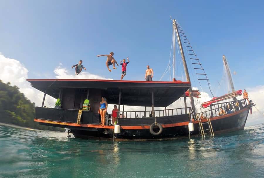 Krabi: 4-Island Sunset Snorkeling Tour & Bioluminescent Swim - The bioluminescent plankton swim: the part you’ll talk about later