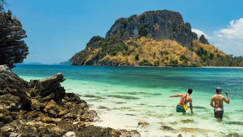 Krabi: 4 Islands and Caves Boat Tour with Lunch - What to pack (and what will slow you down)
