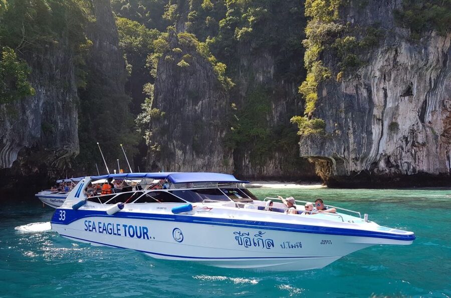 Krabi: 4 Islands Day Trip by Speedboat Including Lunch Box - Ko Tup at low tide: the sandbar effect you come for