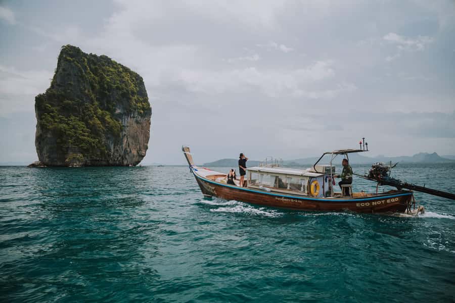 Krabi: 4-Islands Luxury Longtail Boat Private Half Day Tour - Why a private longtail boat day feels different in Krabi